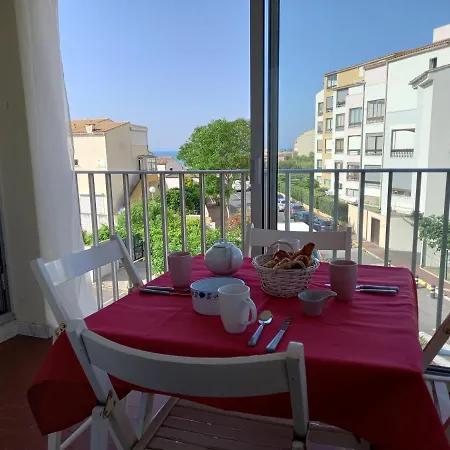 L'artimon, T2 Climatise, Parking Apartment