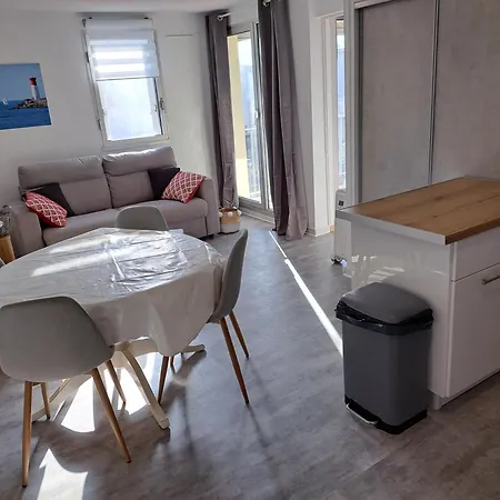 Apartment L'artimon, T2 Climatise, Parking